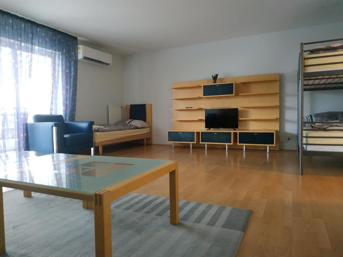 Apartmany Puerto Senec Exterior photo